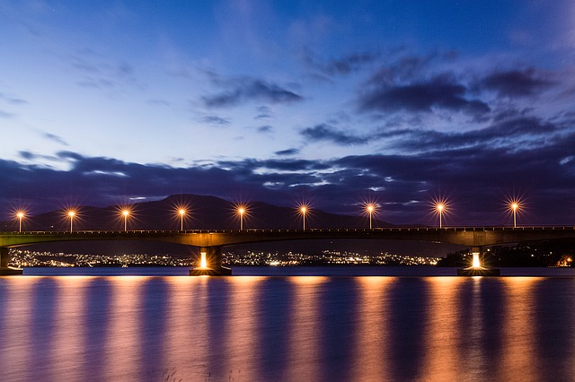 osvětlení mostu.jpg